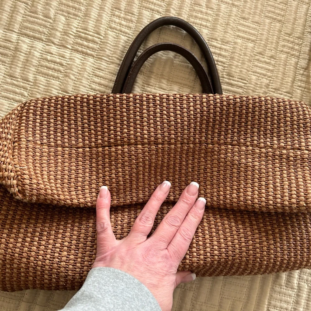 Maurizio Taiuti Hobo weaved leather bag
